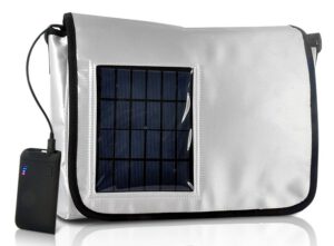 hvid-taske-med-solceller